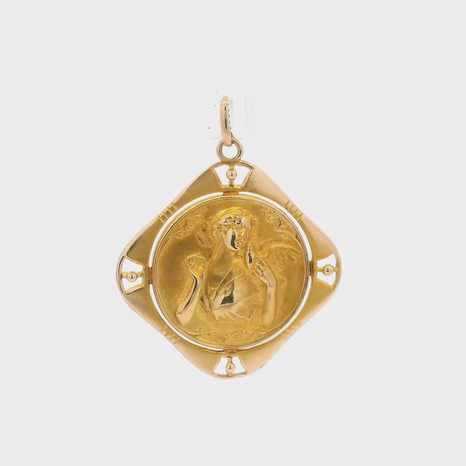 18kyg Vintage Art Nouvea Pendant