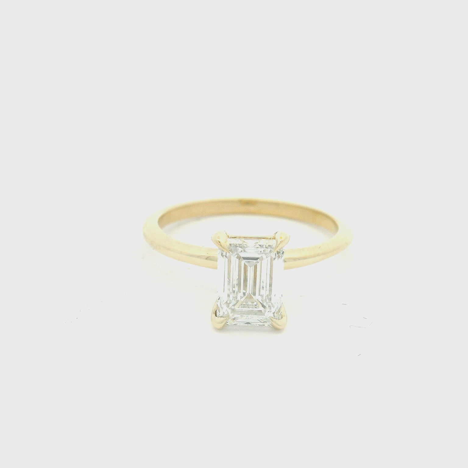 Elegant Emerald Cut Diamond Ring