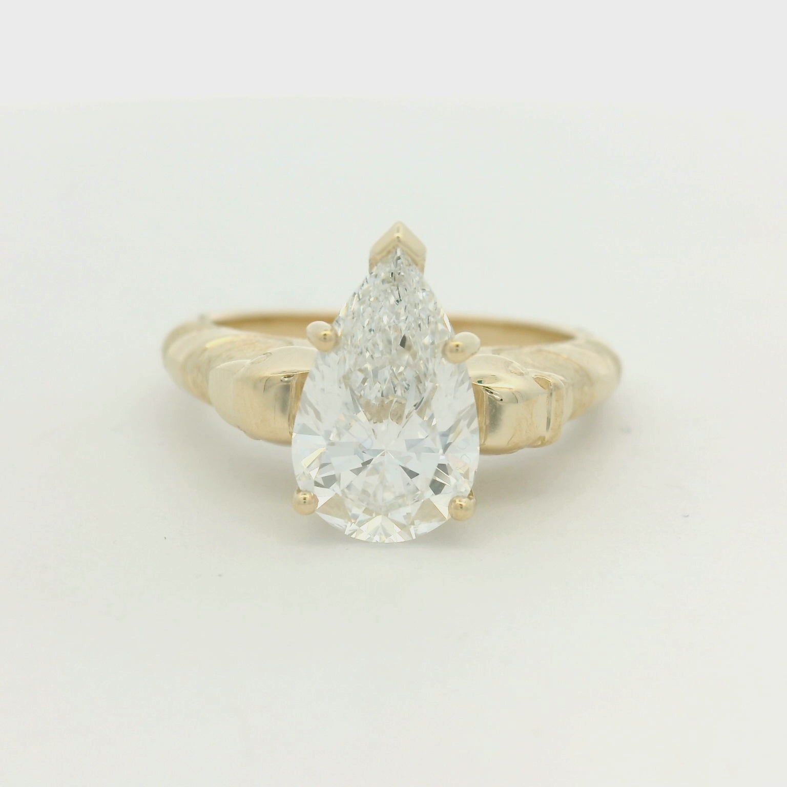 14KYG Diamond Engagement Ring