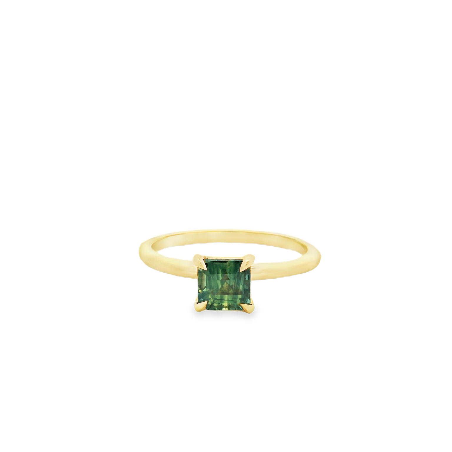 Elegant Green Gemstone Ring