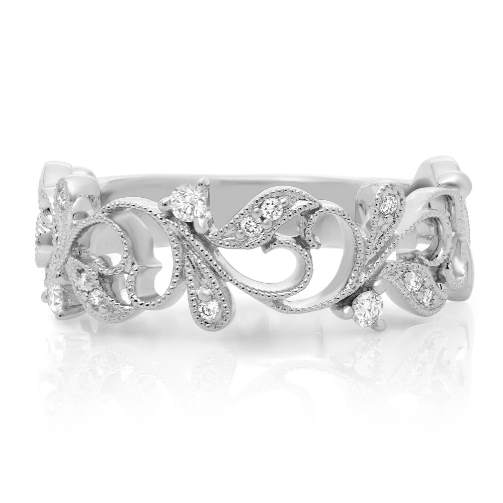 WHITE GOLD AND DIAMOND FILIGREE RING