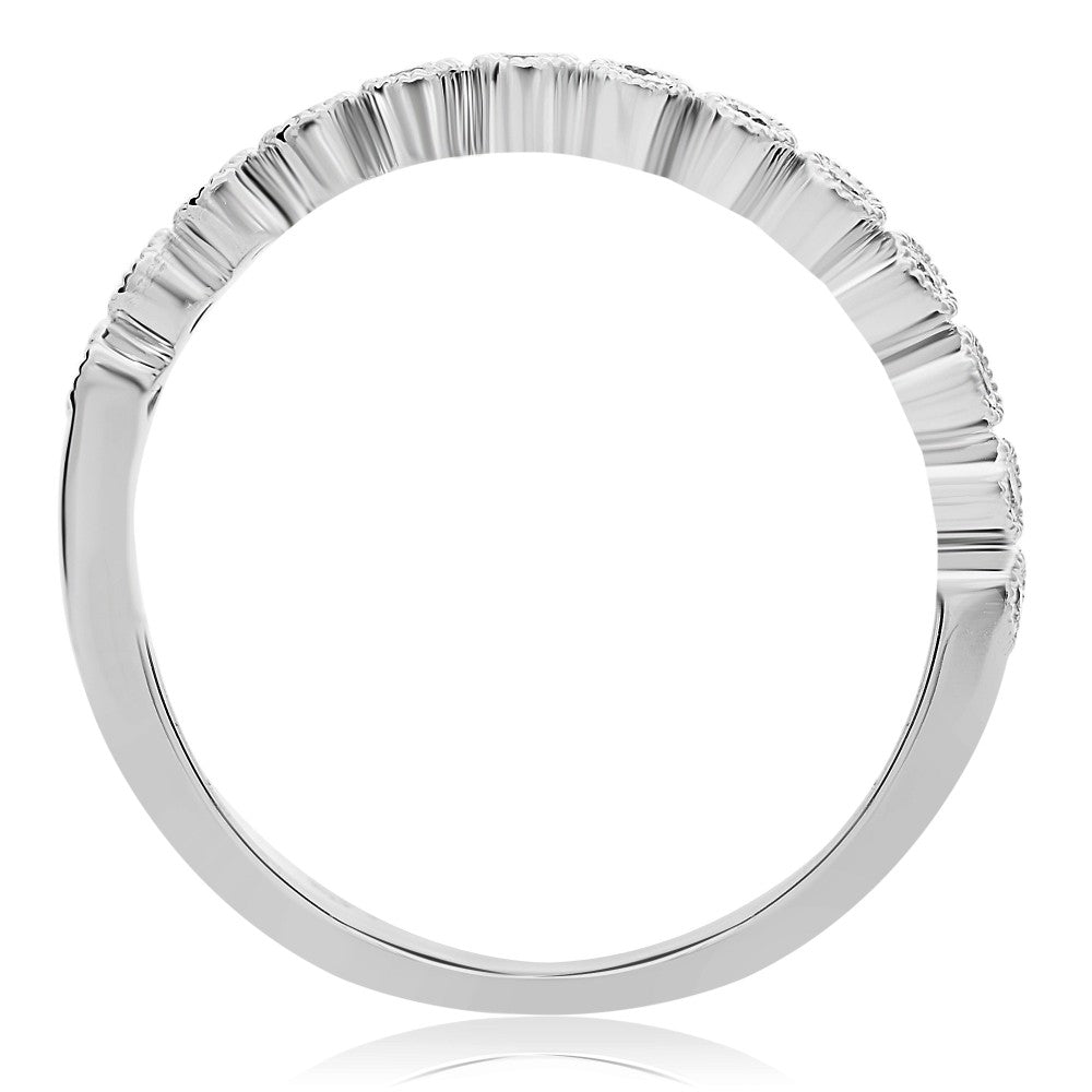 Round Diamond Milgrain Band